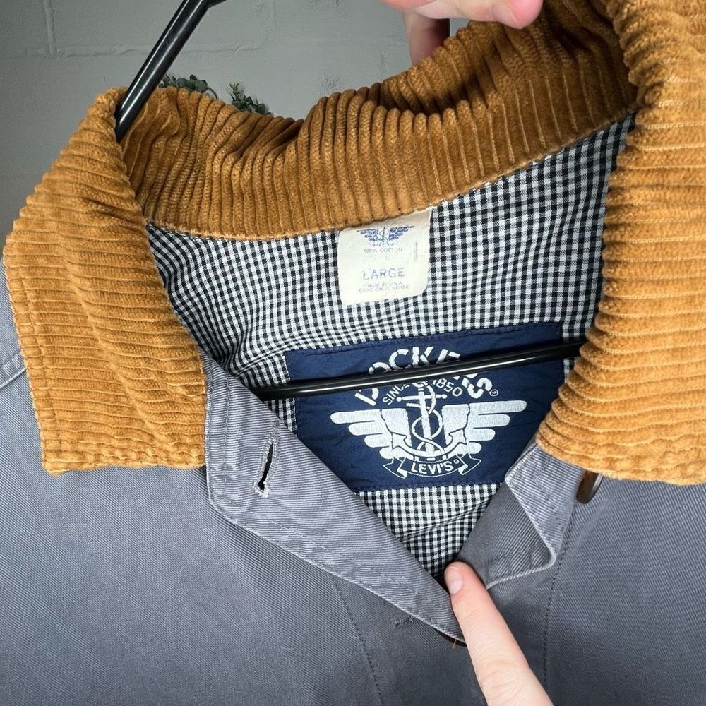 Docker's Women's Gray Jacket with Tan Collar - Picture 2 of 10